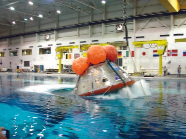 Ay kıyafetlerinde zor sınav: Kate Rubins 'henüz harika değiller'