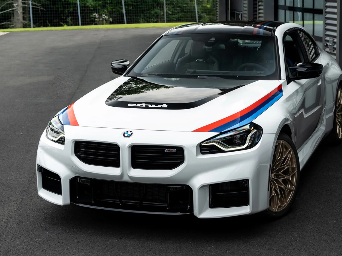 BMW'den 2002 Turbo'ya Saygı: M2 Turbo Design Edition Sahneye Çıktı