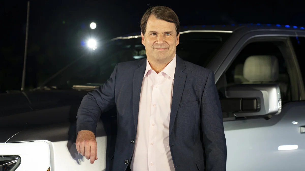 Ford CEO'sundan Çin Otomotiv Sektörü İçin Çarpıcı Uyarı