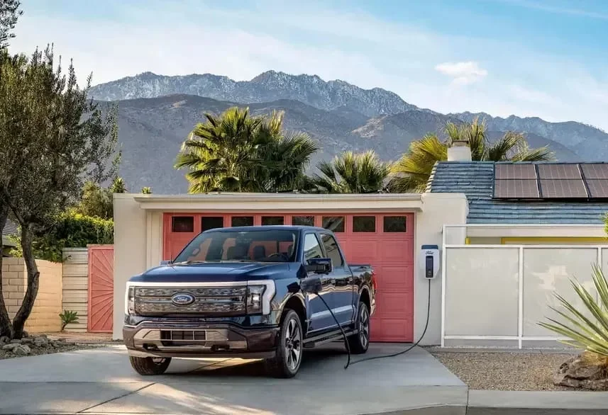 Ford Fathom: Evinizin Yedek Gücünü Taşınabilir Hale Getiren Elektrikli Kamyonet