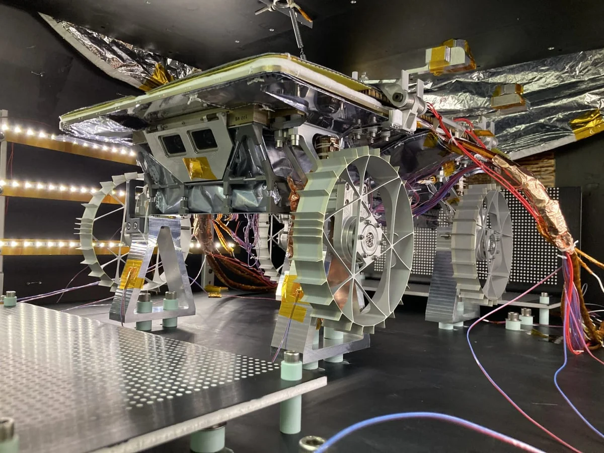 NASA'nın Ay robotları insan talimatı beklemeden keşif yapacak