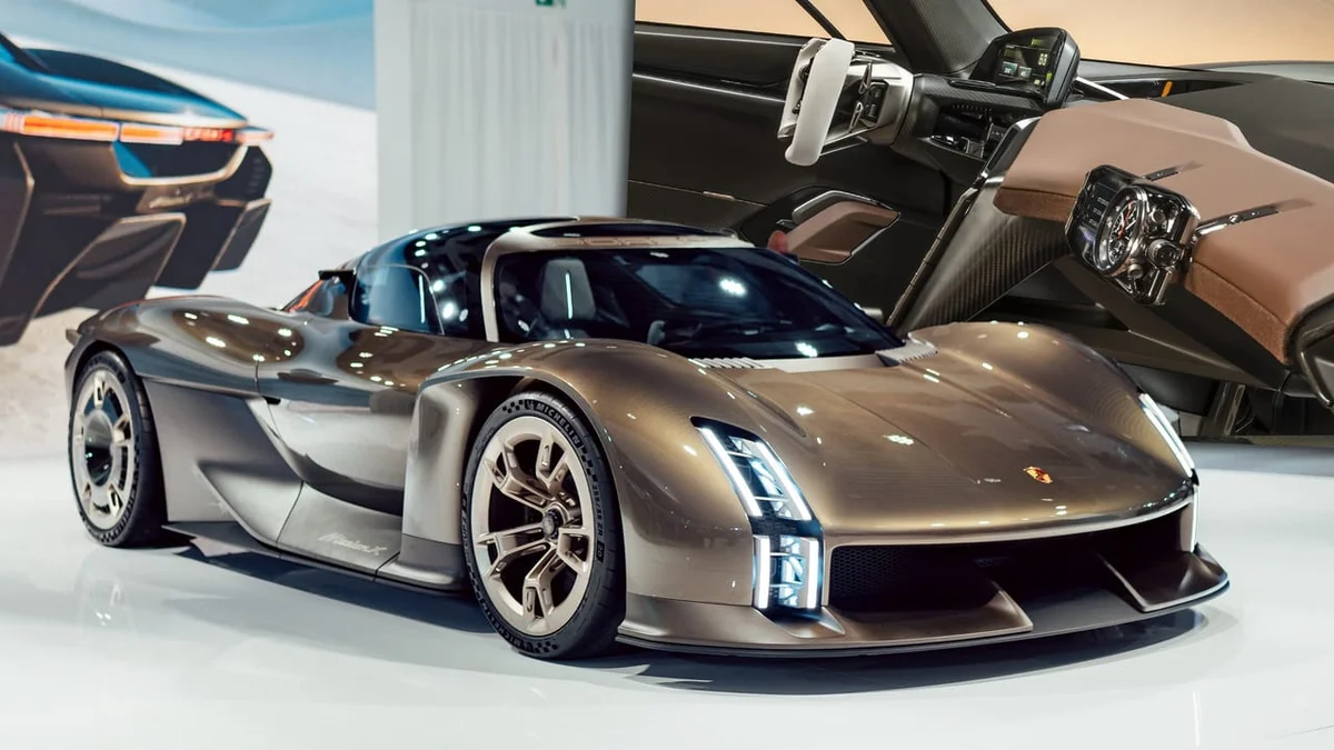 Porsche, Paris’te Mission S konseptini 15 Ekim’de tanıtacak
