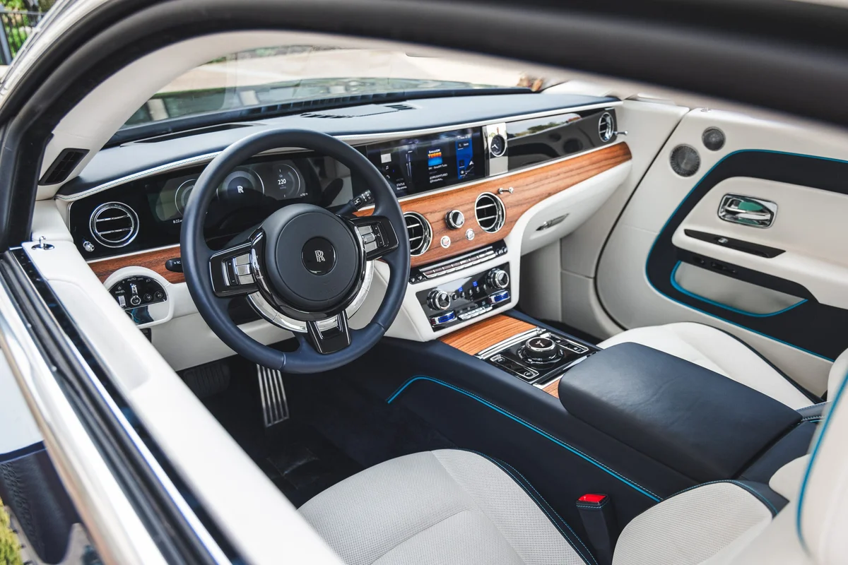 Rolls‑Royce Spectre’de lüks EV’de fiyat hamlesi: 5.000$ kira teşviği