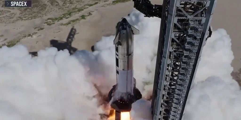 SpaceX'in Starship Roketi Tarihi Test Uçuşunda Önemli Başarı Yakaladı
