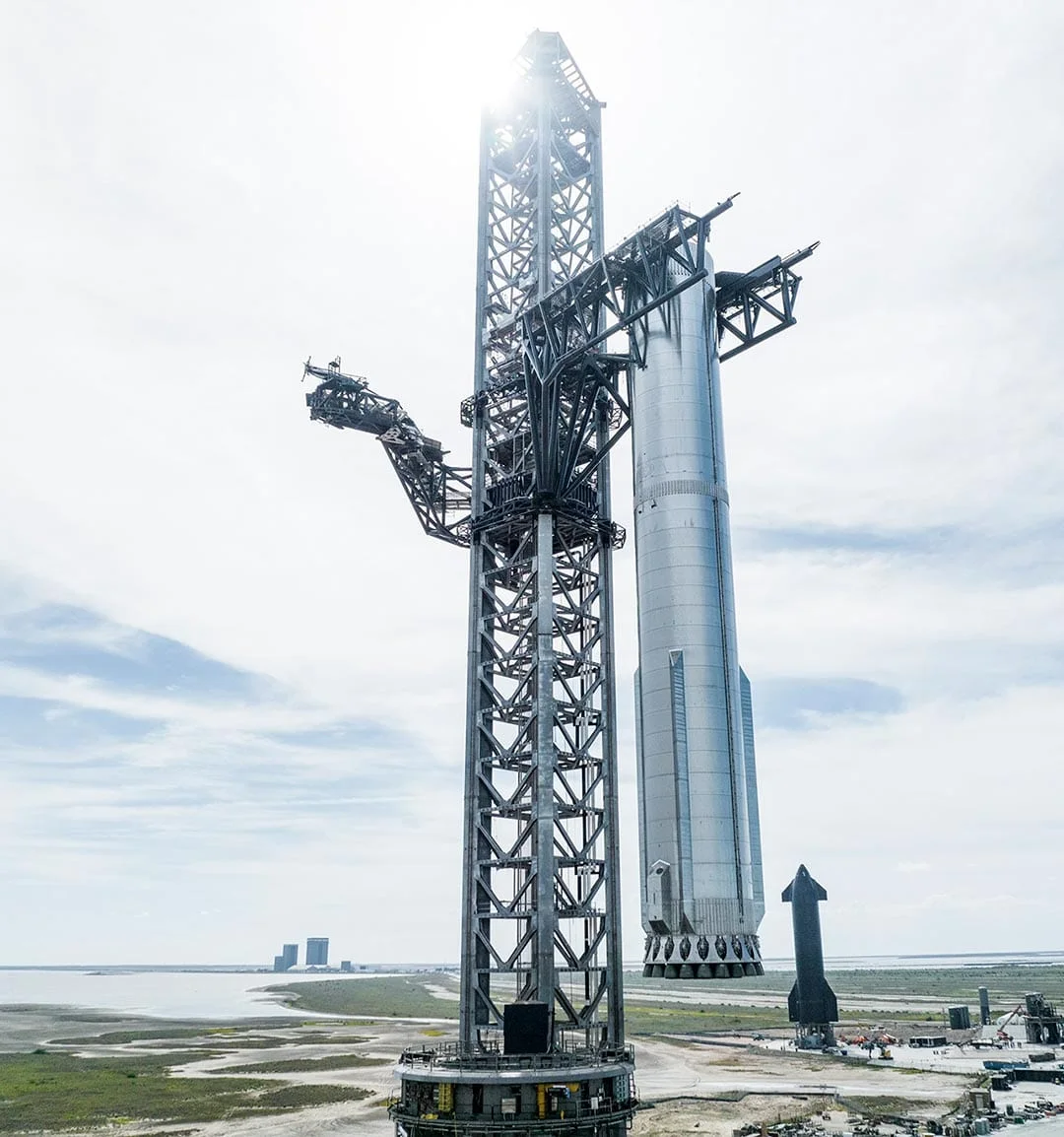 SpaceX, Starship üst kademesini kuleyle yakalama planını açıkladı