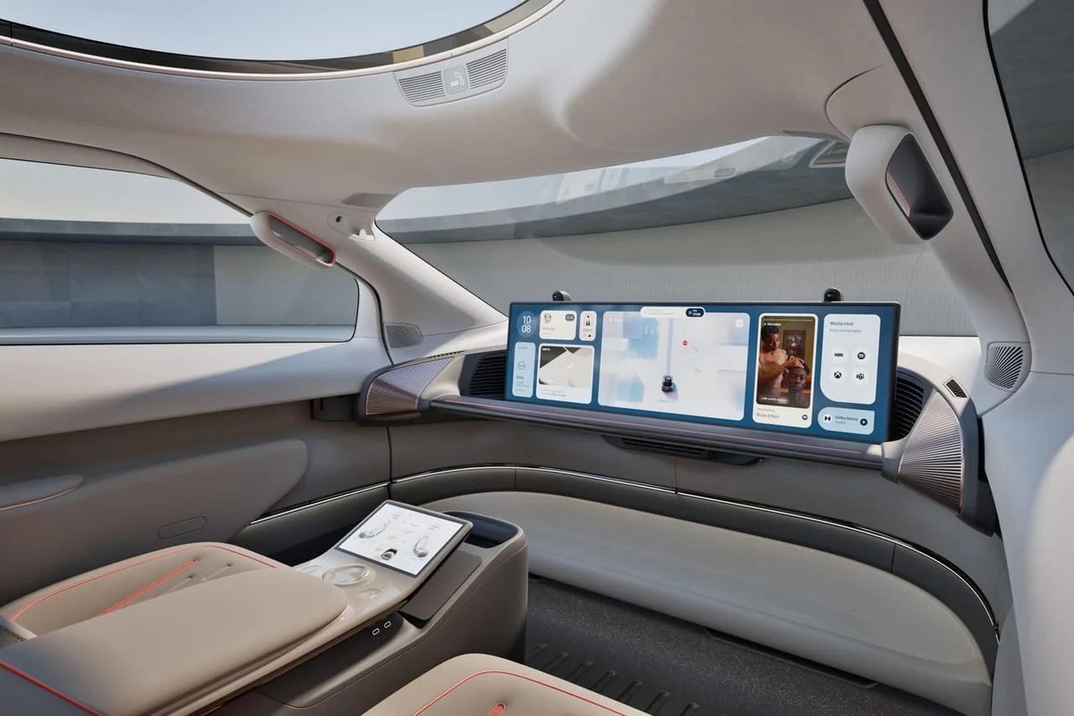 Tesla Cybercab: Direksiyon yok ama ekranda sanal joystick var