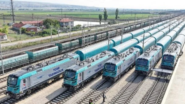 Türkiye ve İngiltere hidrojen tren için stratejik ortaklık başlattı